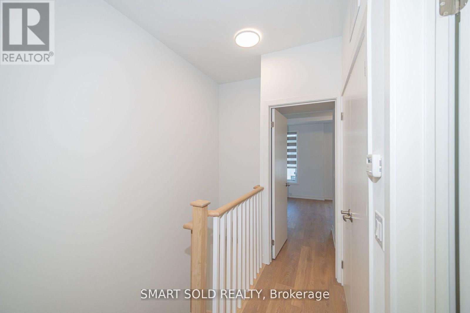 29 Spruce Pines Crescent Property Photo 31