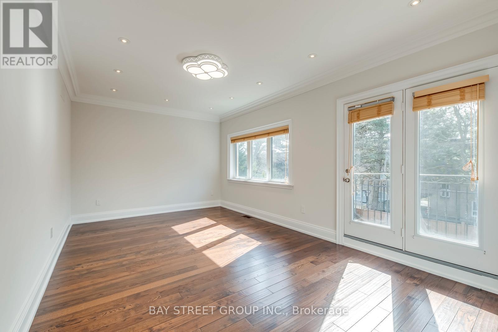 39 Foxwarren Drive Property Photo 18