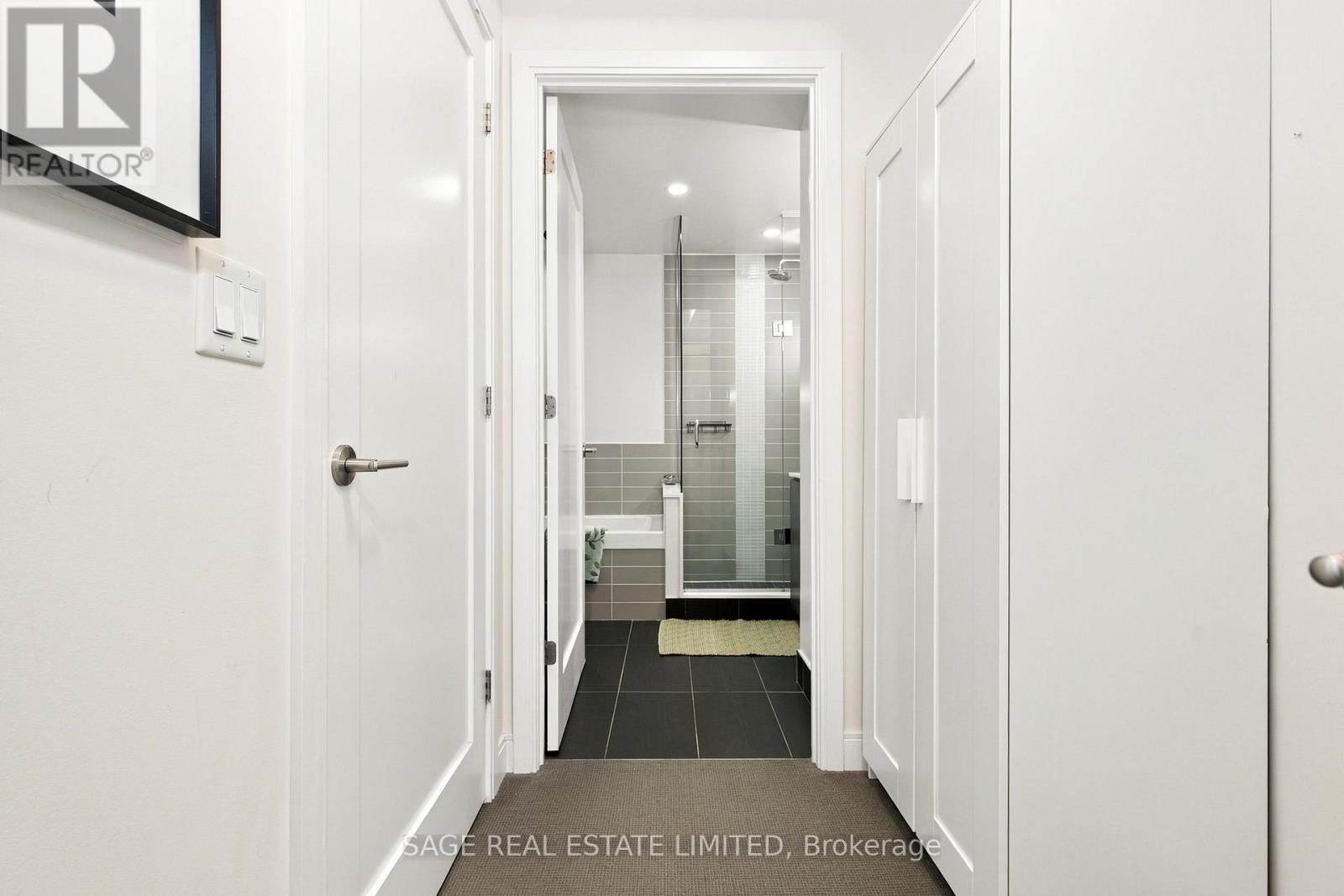 417 - 55 Front Street E Property Photo 18