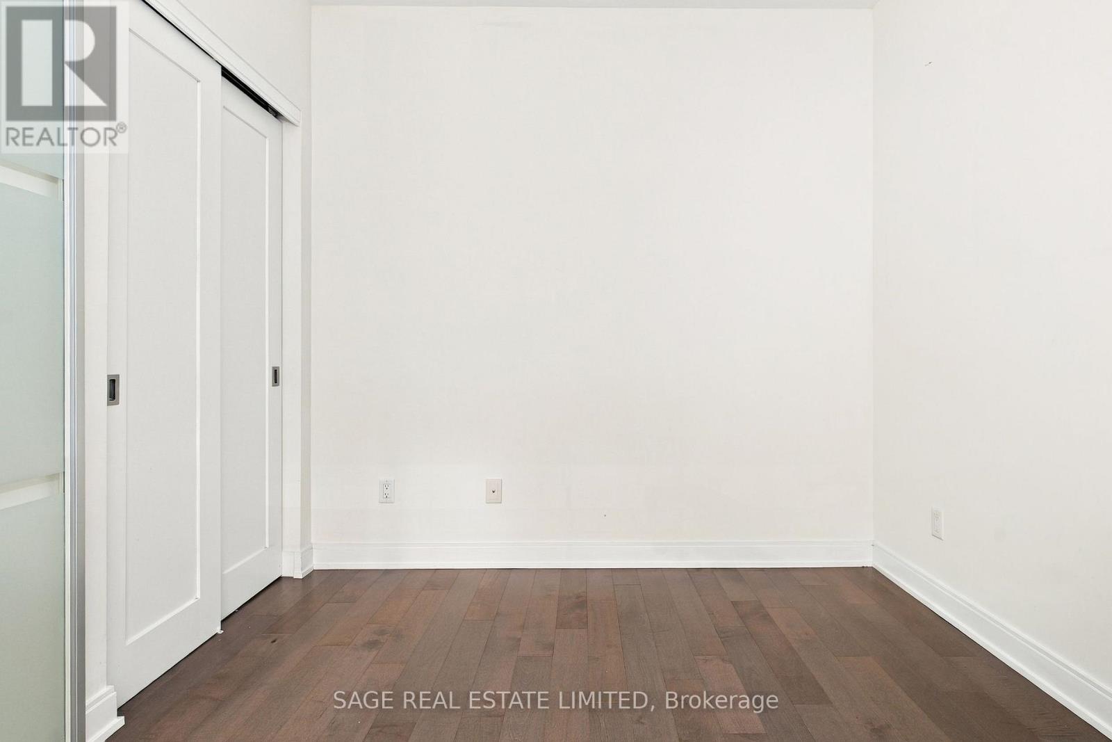 417 - 55 Front Street E Property Photo 23