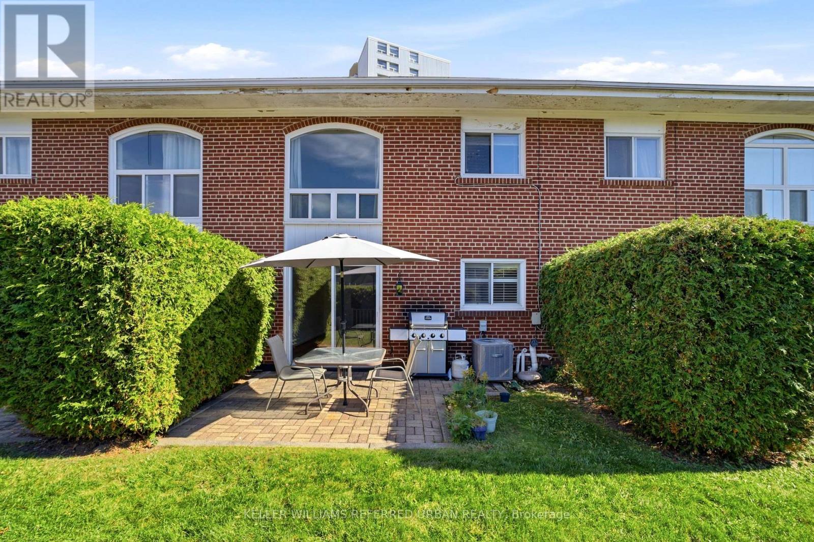 102 - 25 Esterbrooke Avenue Property Photo 1