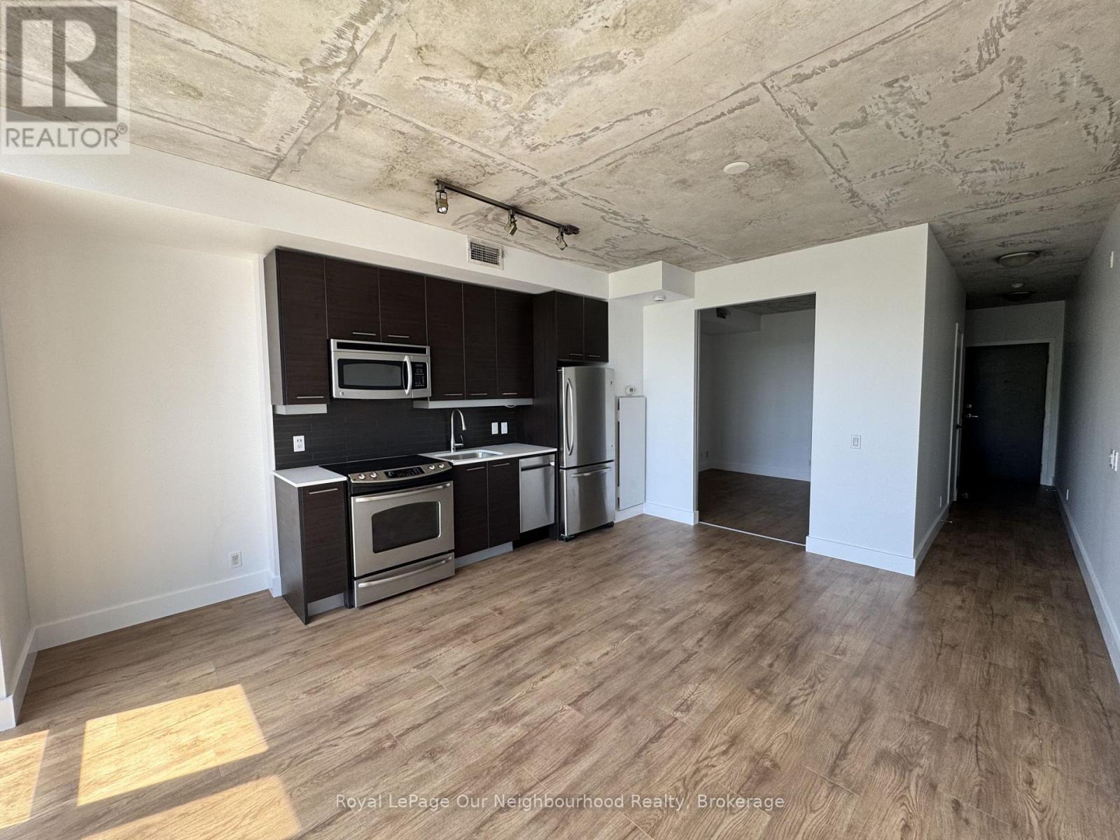 308 - 2 Gladstone Avenue Property Photo 7