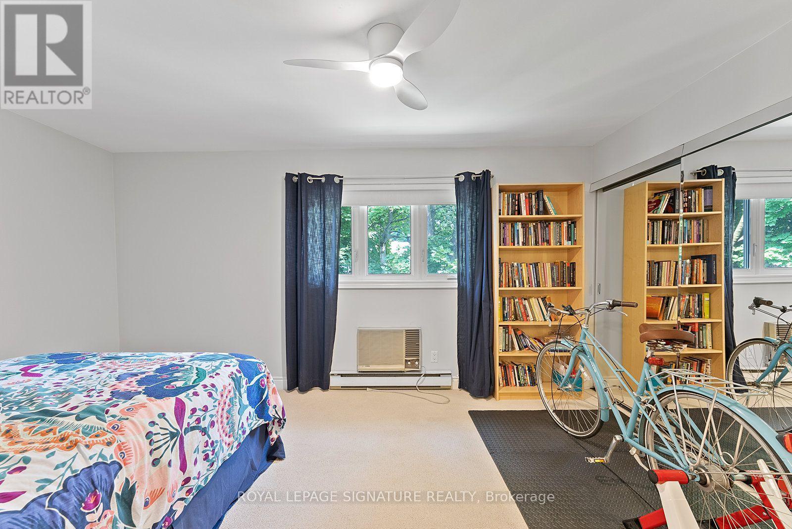 2 - 359 Albany Avenue Property Photo 25