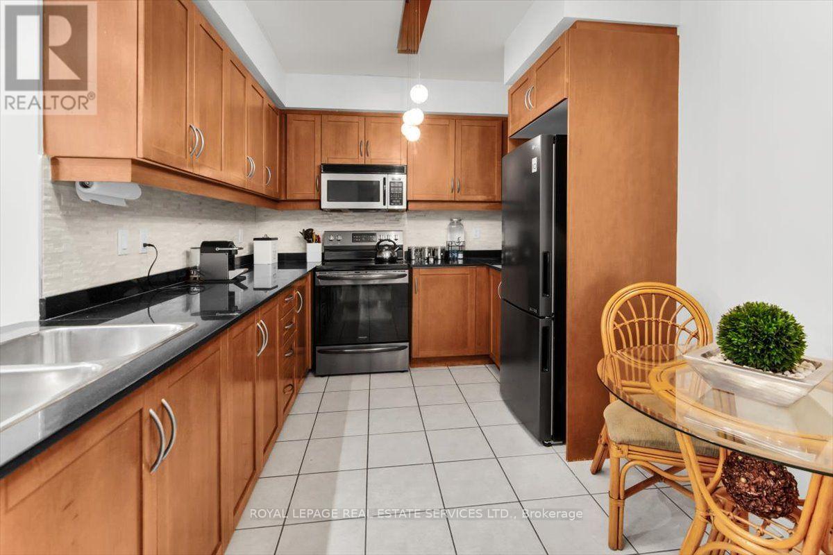 317 - 28 William Carson Crescent Property Photo 4