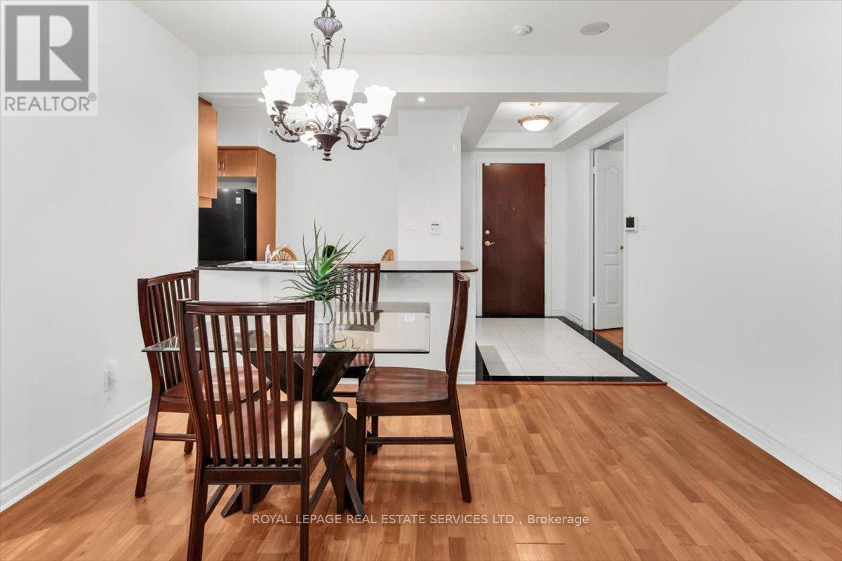 317 - 28 William Carson Crescent Property Photo 6
