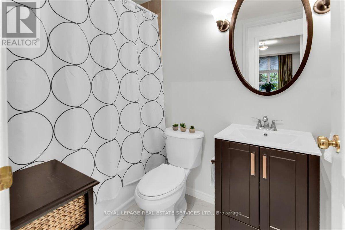 317 - 28 William Carson Crescent Property Photo 16