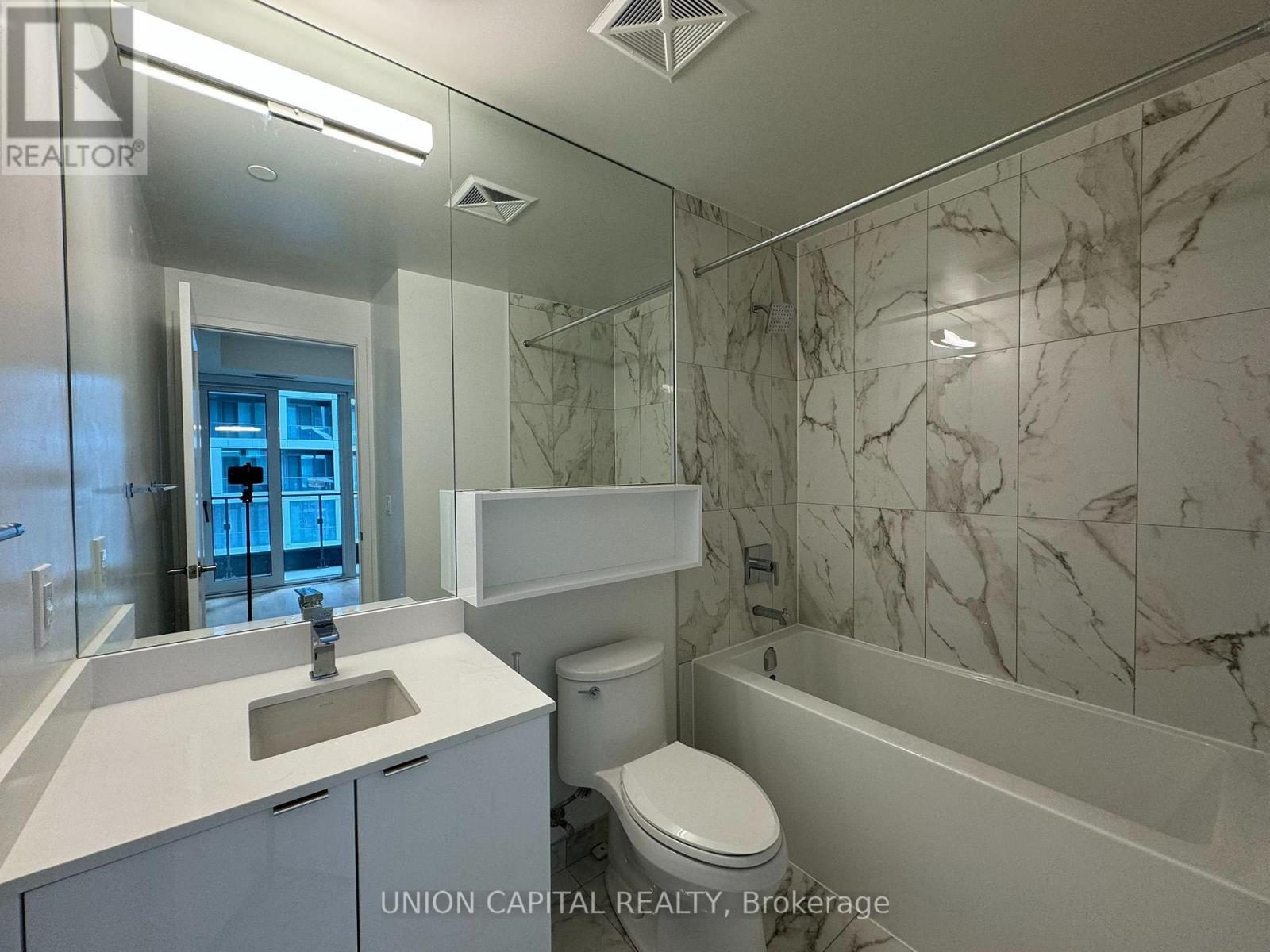 629 - 60 Princess Street Property Photo 6