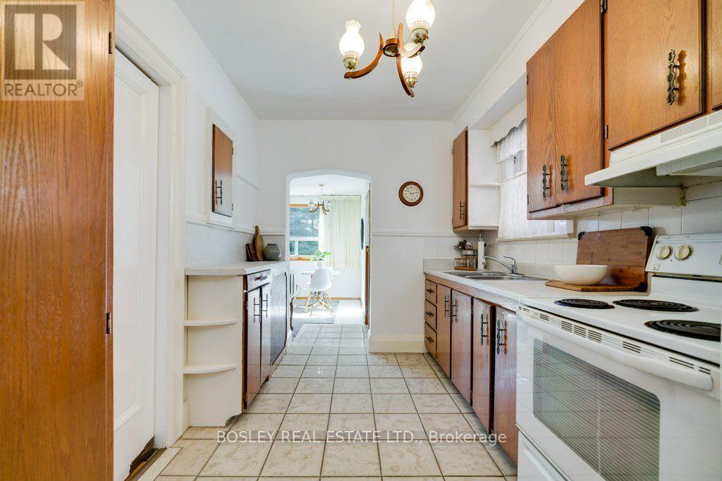247 Melrose Avenue Property Photo 9