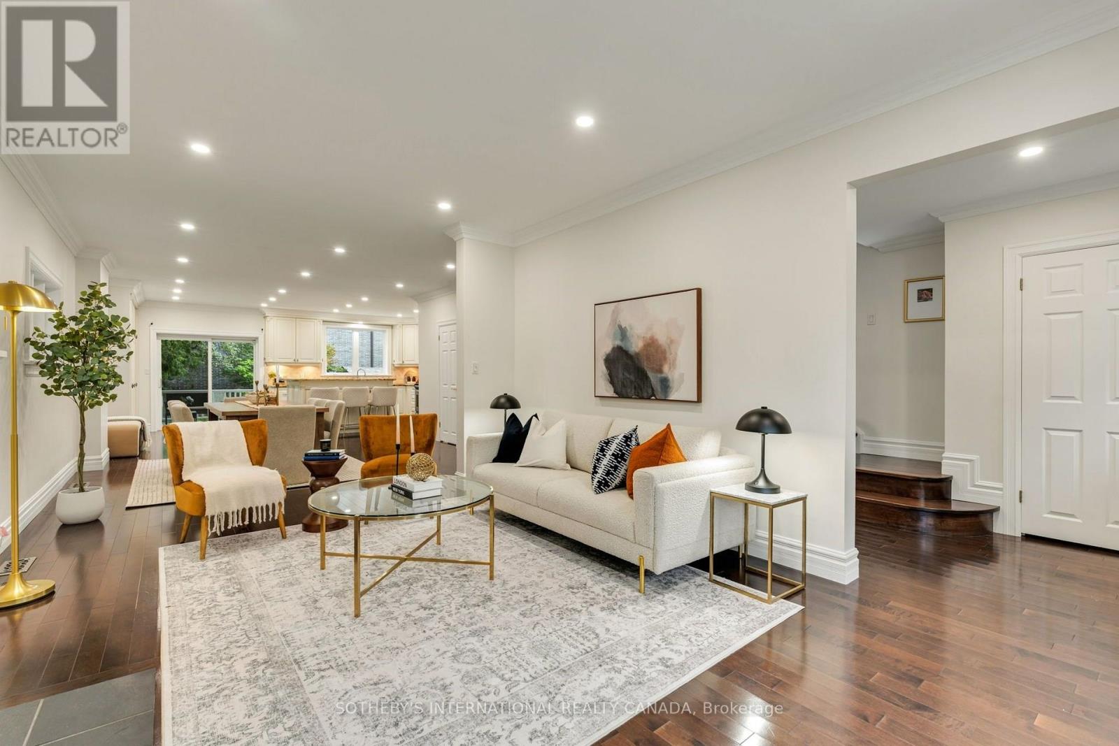 122 Brentcliffe Road Property Photo 1