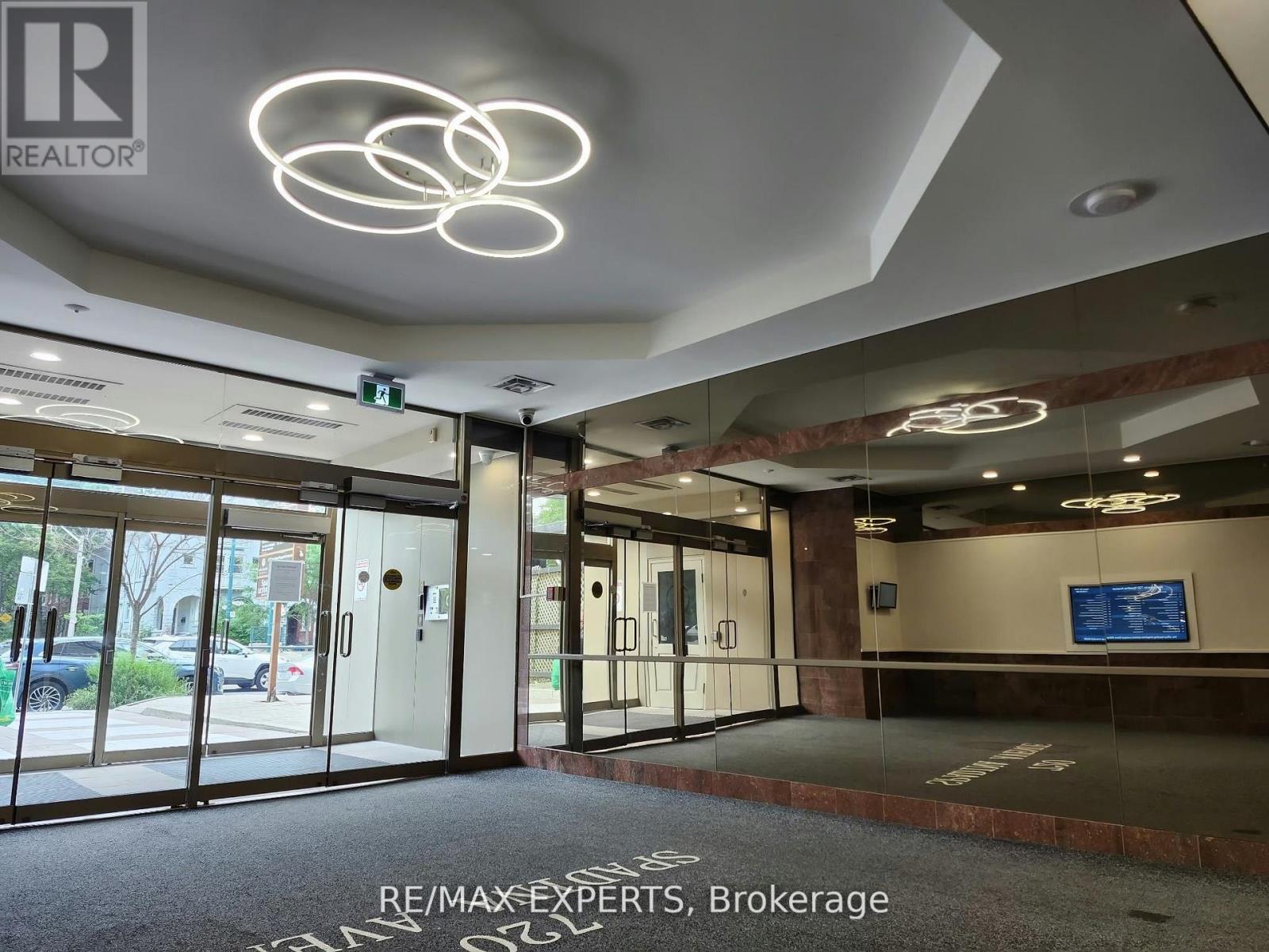 413 - 720 Spadina Avenue Property Photo 4