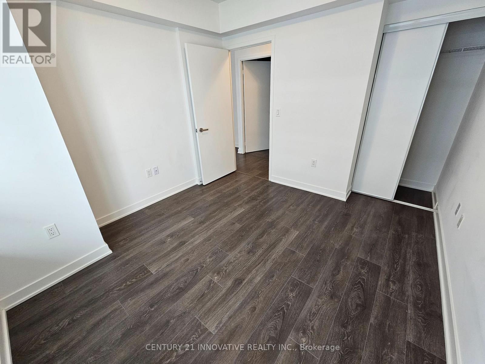 3307 - 99 Broadway Avenue Property Photo 11