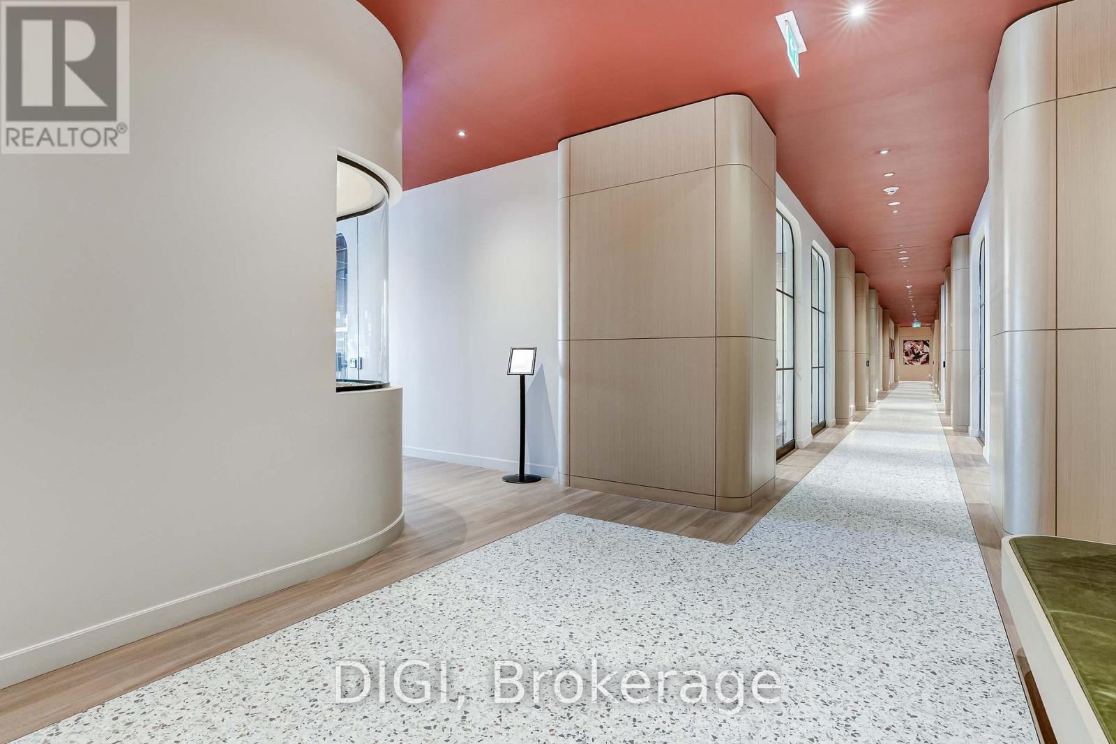 Q702 - 120 Ontario Street Property Photo 21