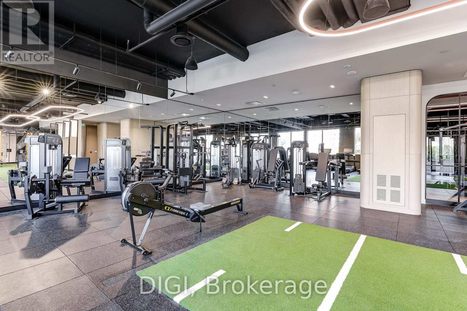 Q702 - 120 Ontario Street Property Photo 38