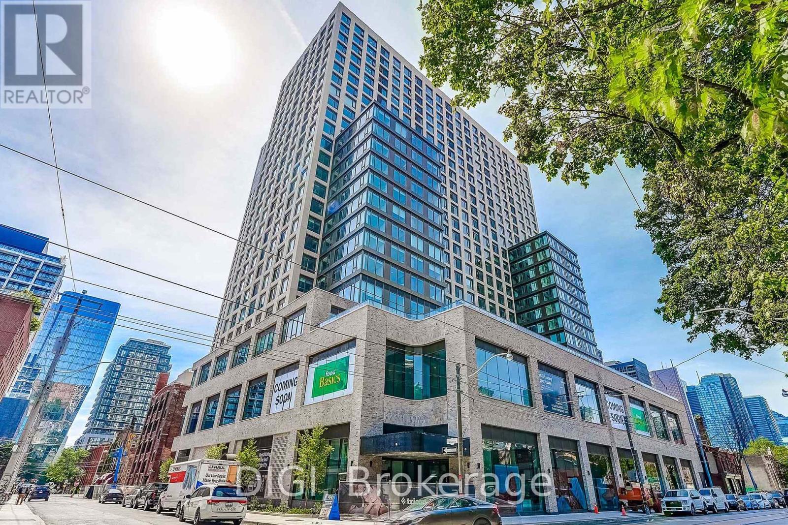 Q702 - 120 Ontario Street Property Photo 47
