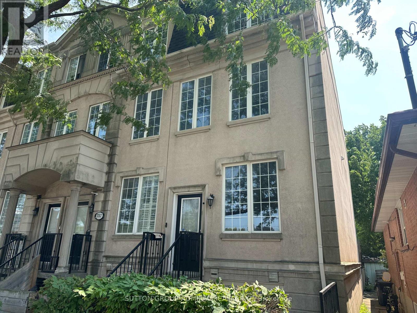 14 - 757 Sheppard--main Avenue W Property Photo 1