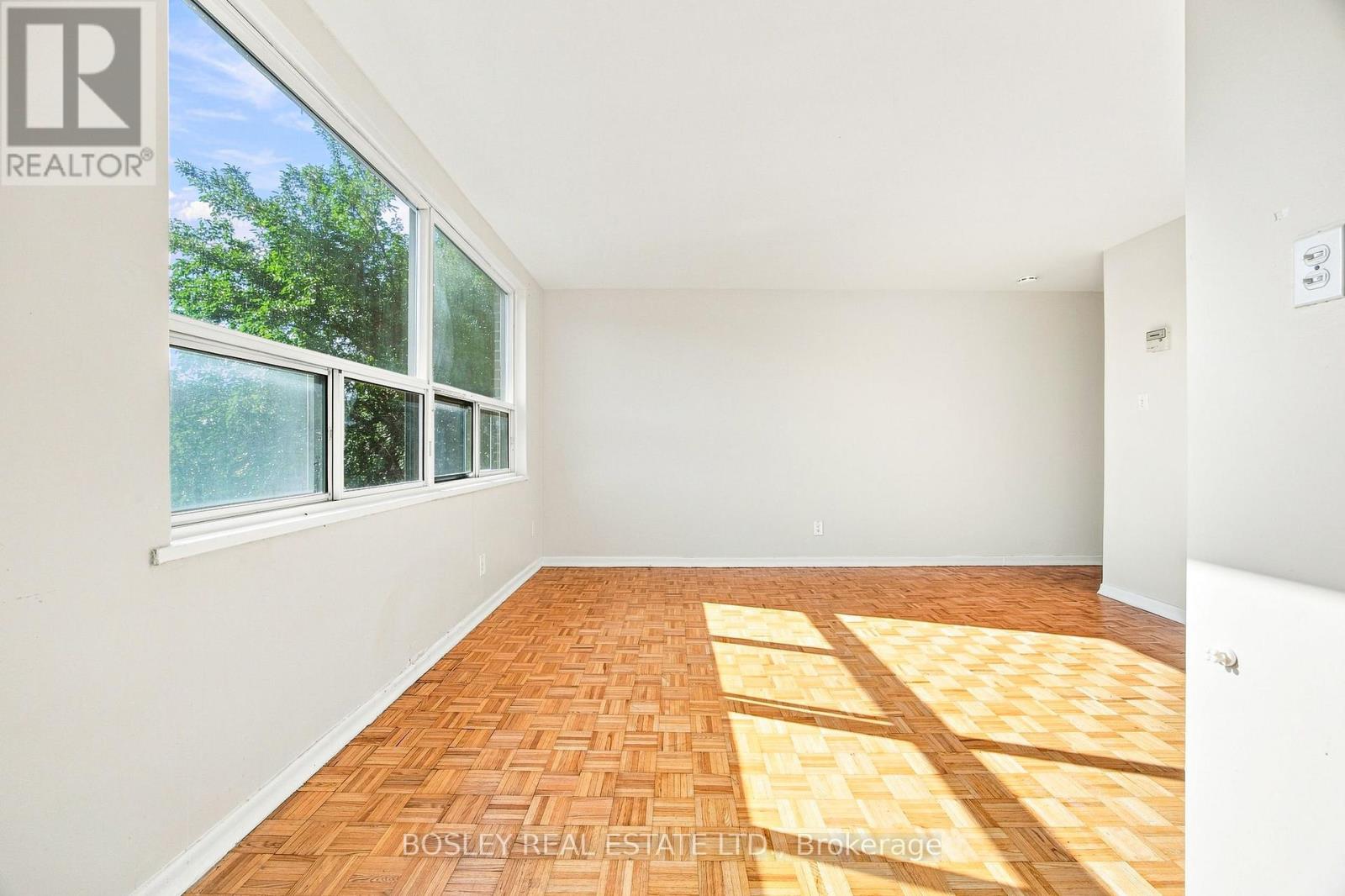 310 - 85 Lawton Boulevard Property Photo 7
