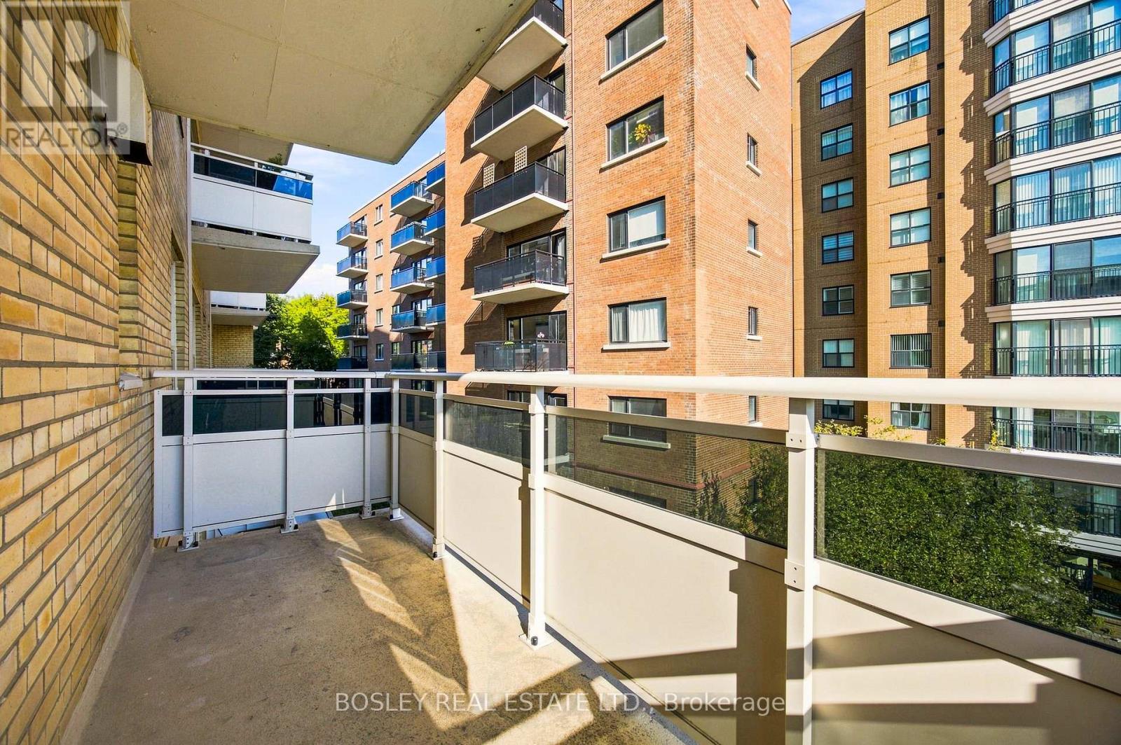 310 - 85 Lawton Boulevard Property Photo 19