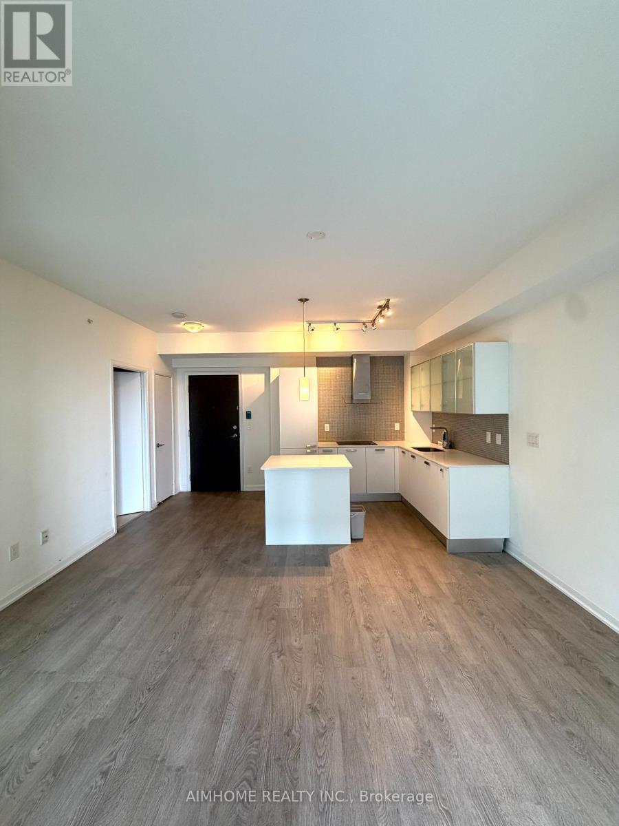 3104 - 9 Bogert Avenue Property Photo 8