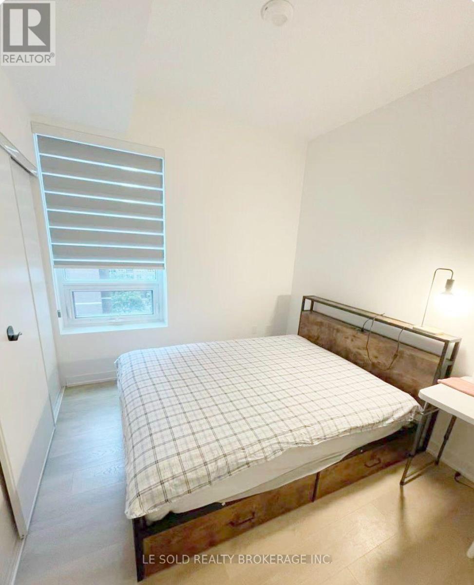 711 Master Bedroom - 127 Broadway Avenue Property Photo 4