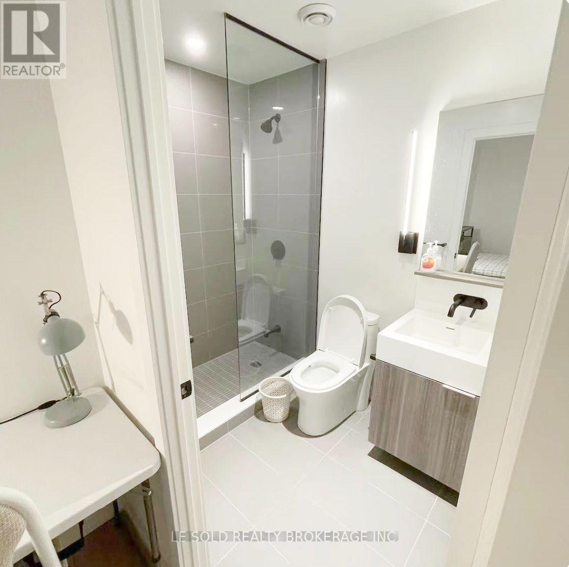 711 Master Bedroom - 127 Broadway Avenue Property Photo 7