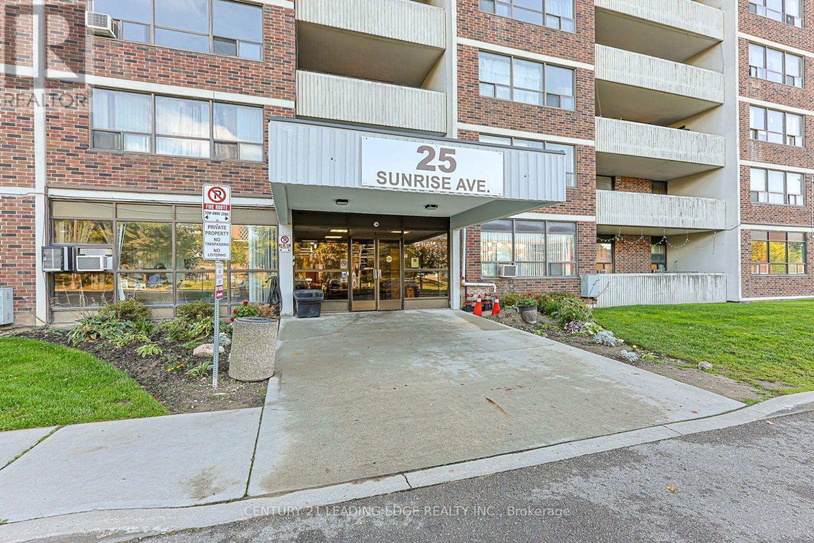 301 - 25 Sunrise Avenue Property Photo 1