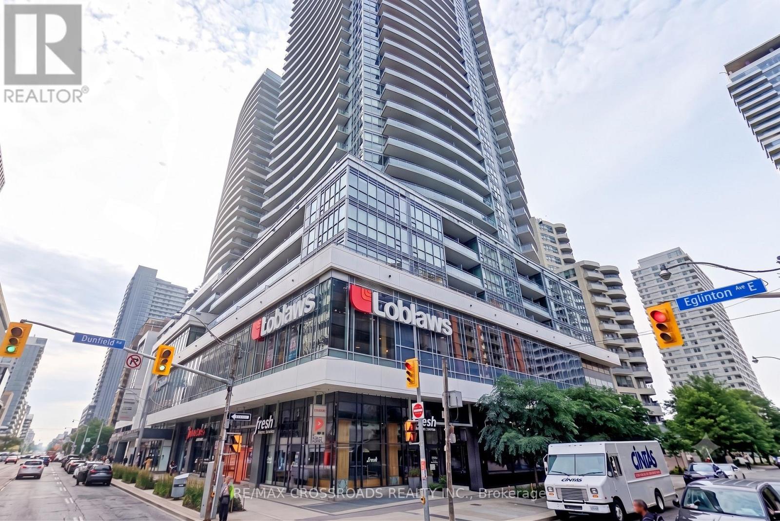 2202 - 89 Dunfield Avenue Property Photo 2
