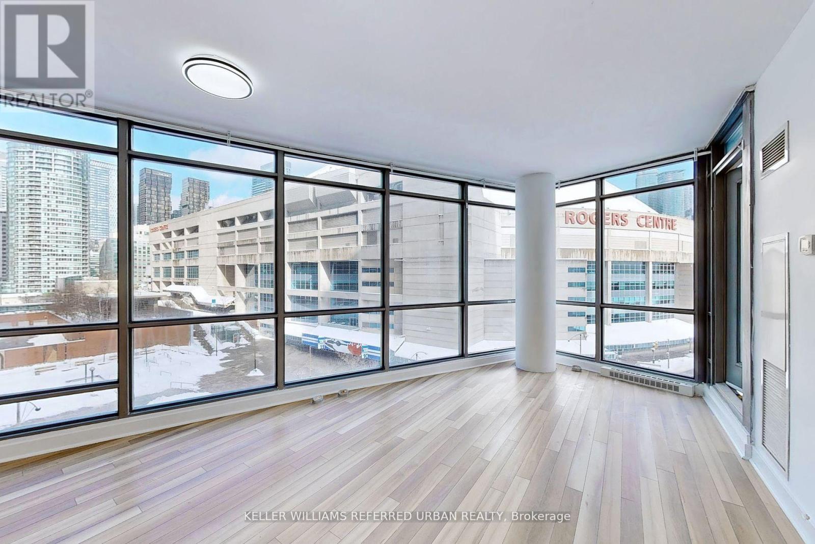 708 - 3 Navy Wharf Court Property Photo 4