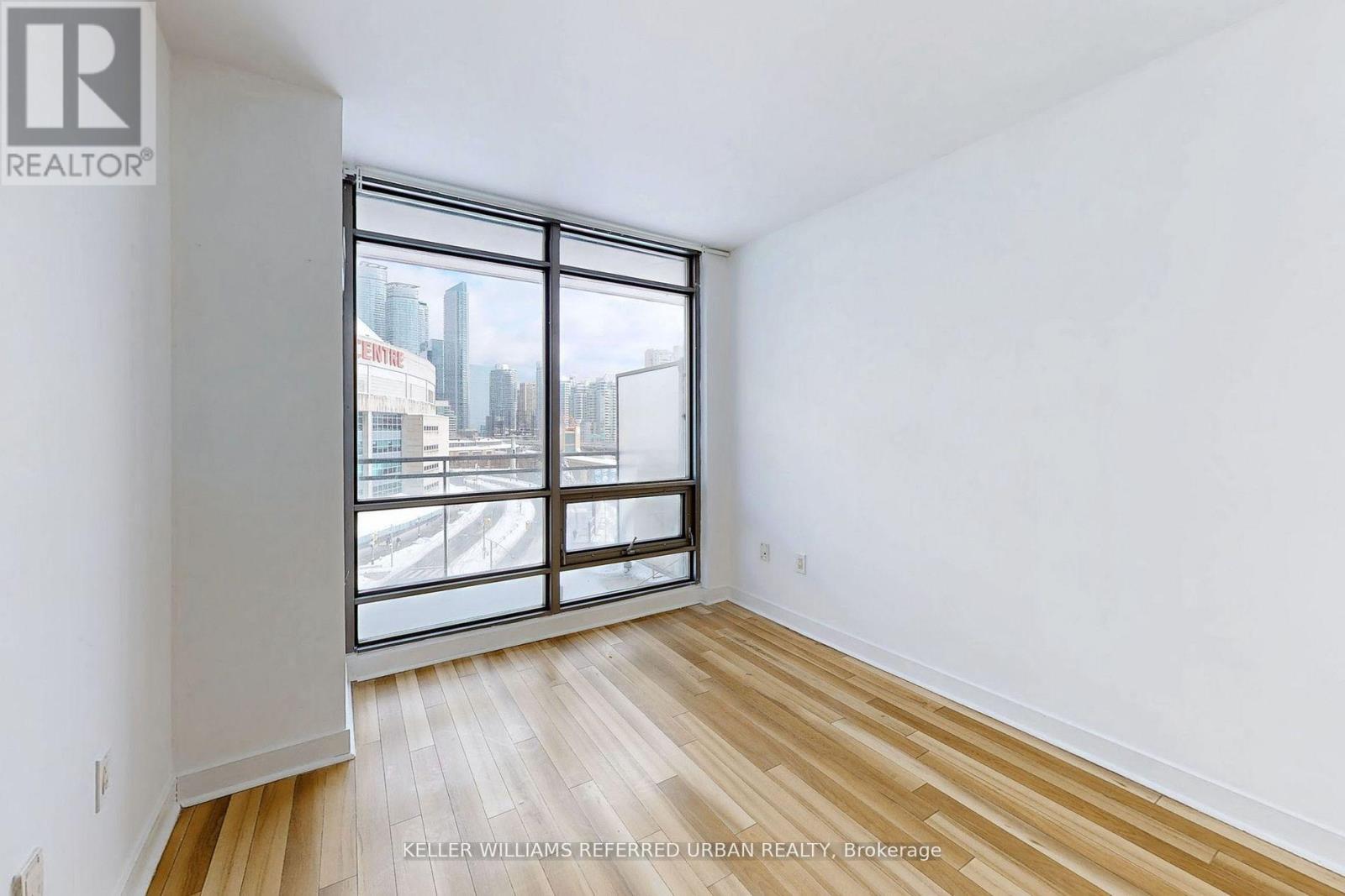 708 - 3 Navy Wharf Court Property Photo 11