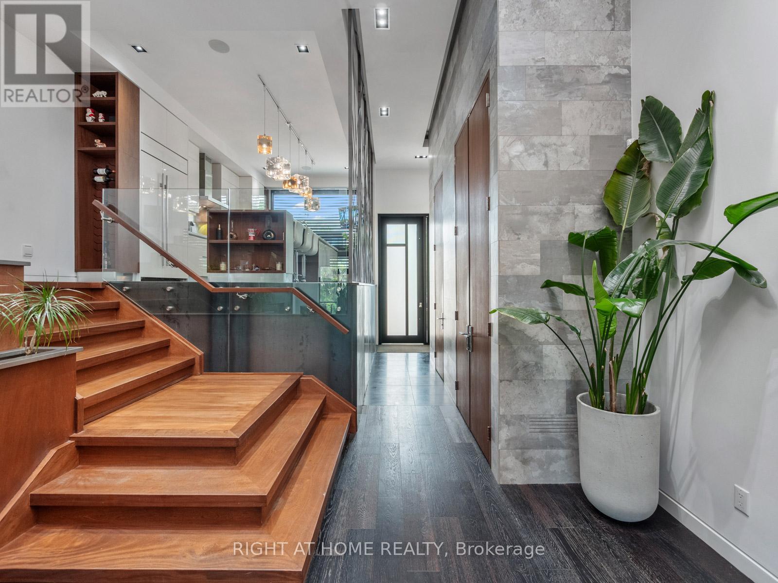 336 Melrose Avenue Property Photo 2