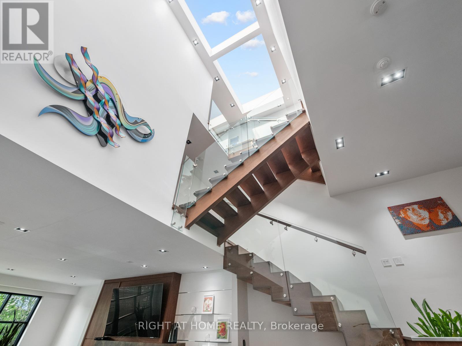 336 Melrose Avenue Property Photo 8