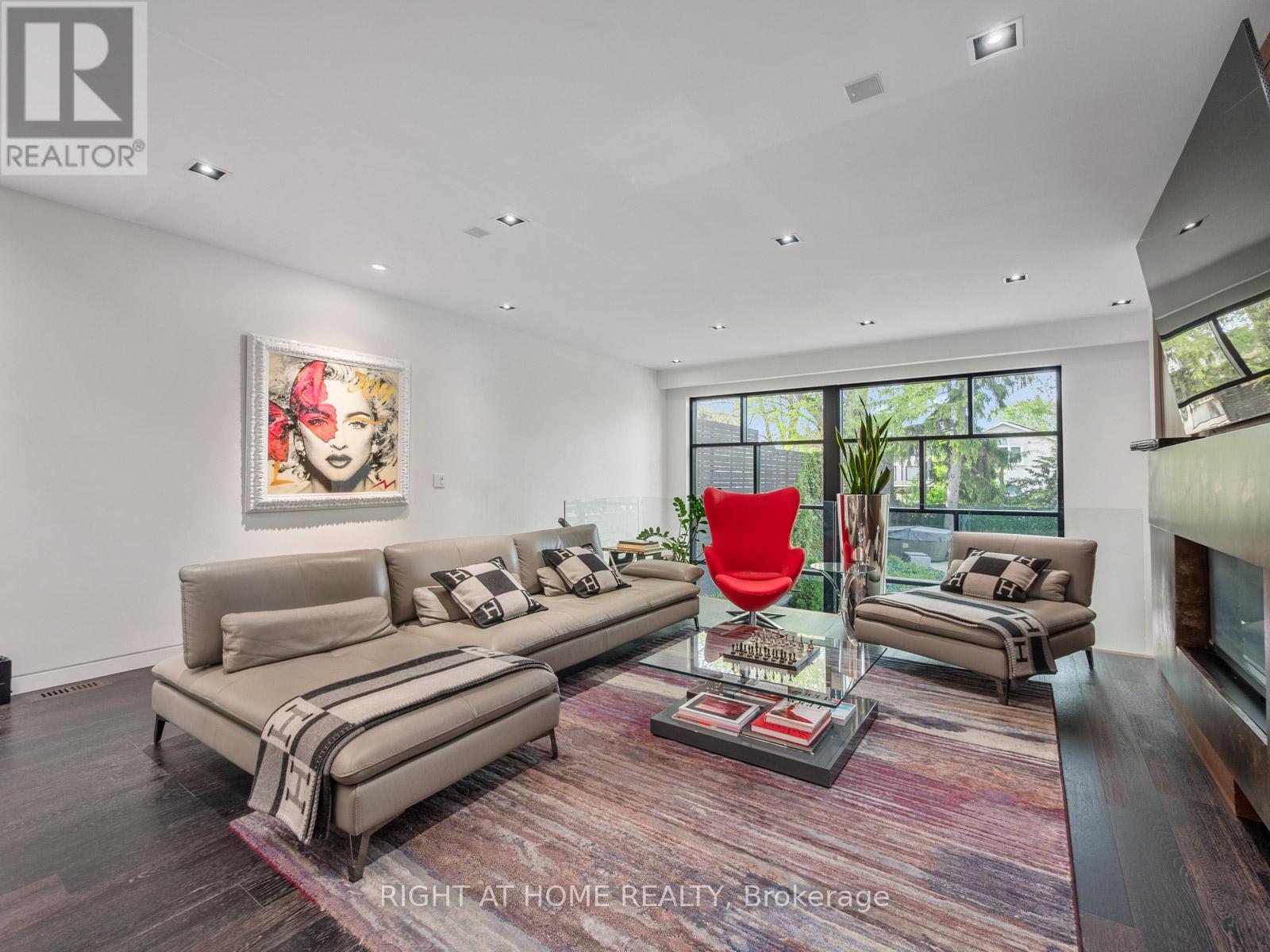 336 Melrose Avenue Property Photo 12