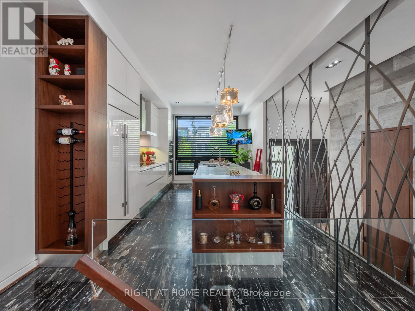 336 Melrose Avenue Property Photo 14