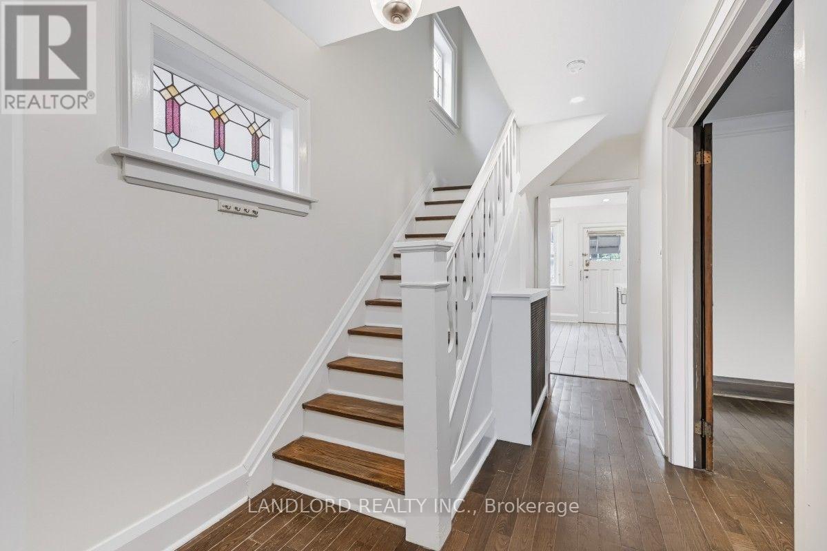 159 Lawrence Avenue W Property Photo 16