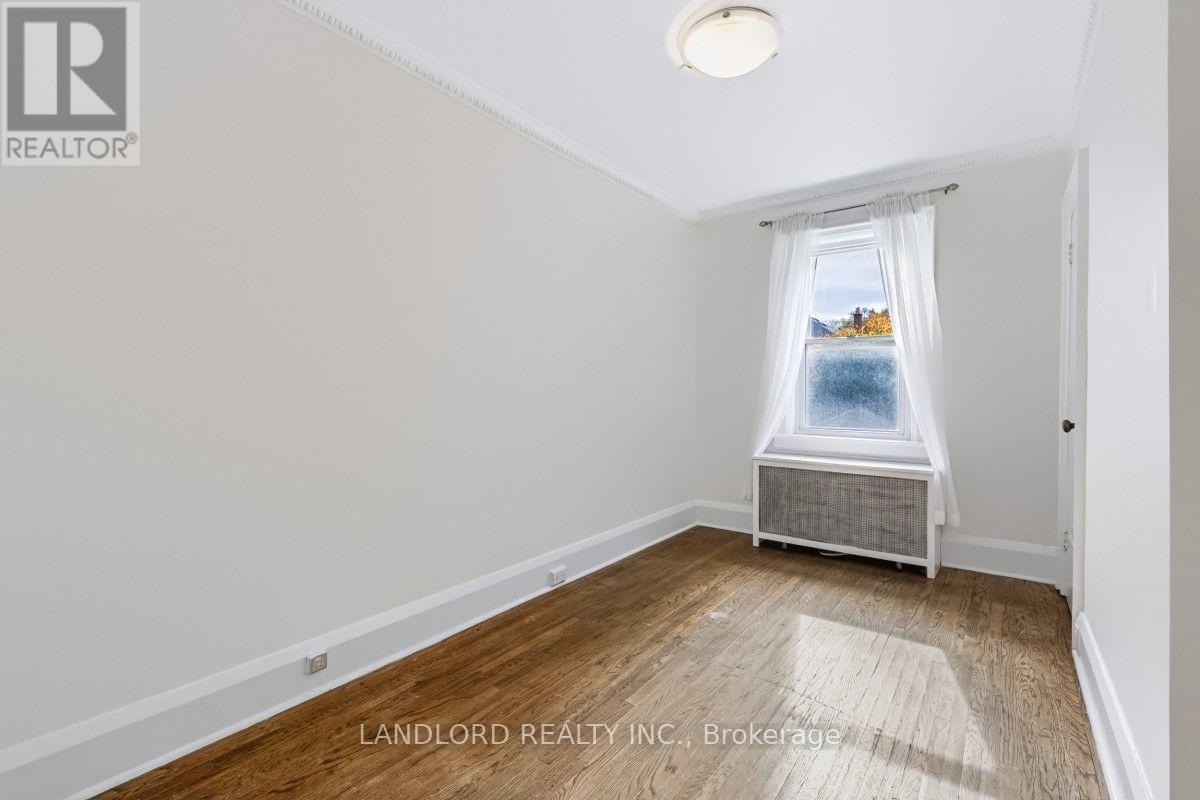 159 Lawrence Avenue W Property Photo 25