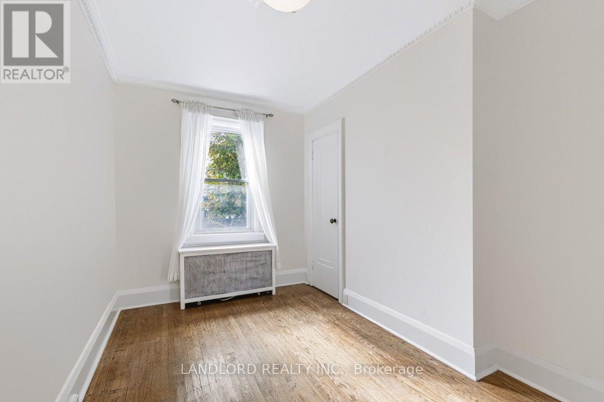 159 Lawrence Avenue W Property Photo 26