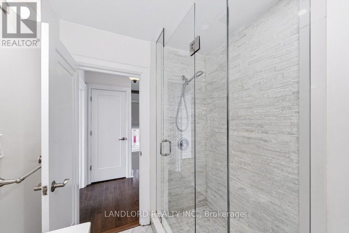 159 Lawrence Avenue W Property Photo 30