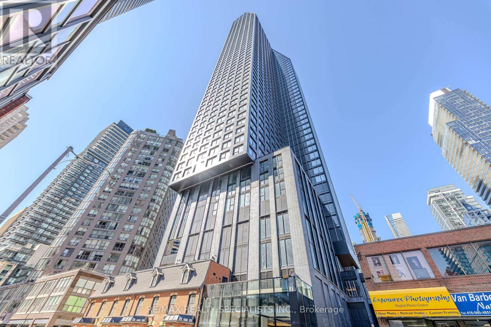 3702 - 8 WELLESLEY STREET W Property Photo 1