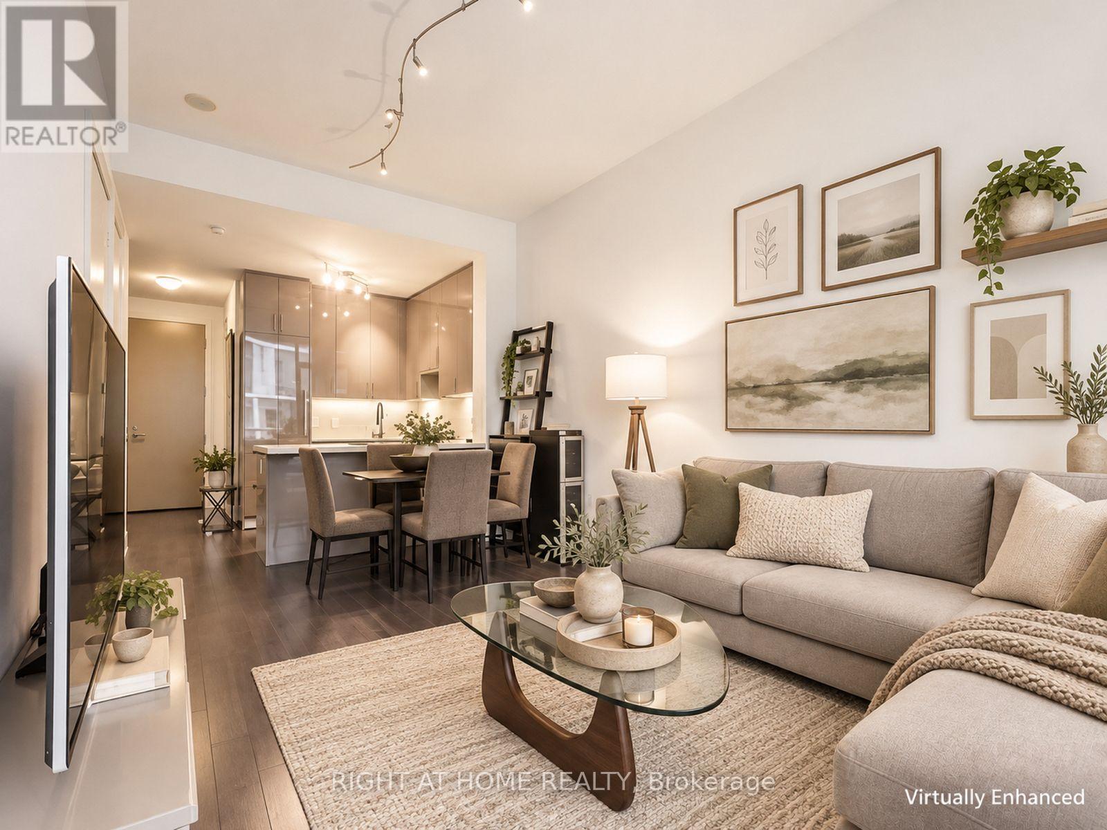 807 - 39 Queens Quay E Property Photo 7