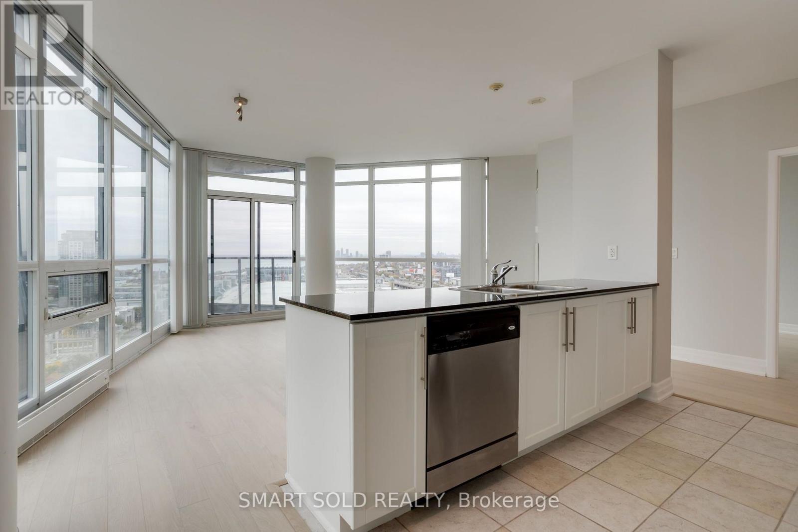 2603 - 231 Fort York Boulevard Property Photo 6