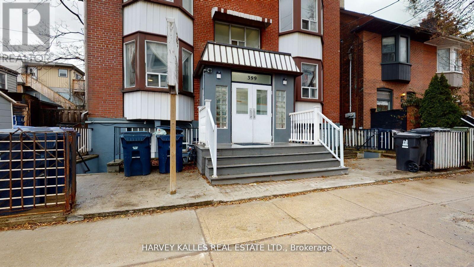 201 - 399 Dupont Street Property Photo 2