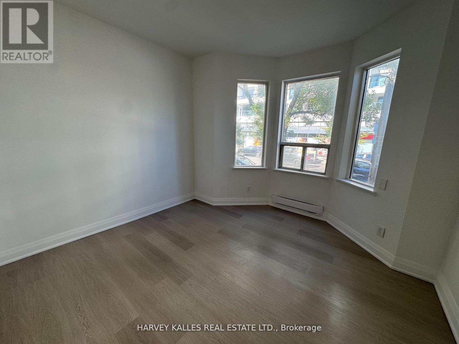 201 - 399 Dupont Street Property Photo 3