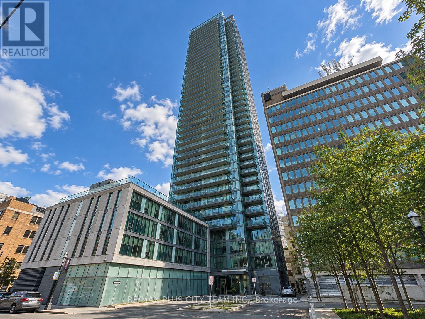 3604 - 33 Lombard Street Property Photo 1