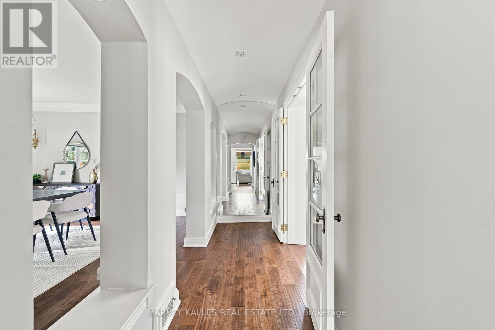 148 Strathallan Boulevard Property Photo 24