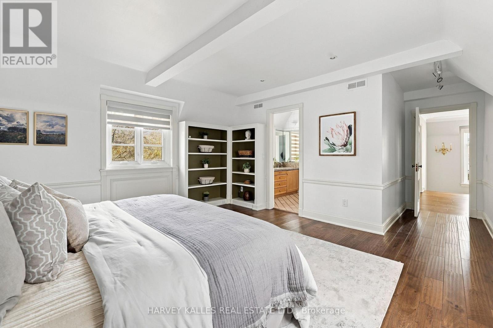 148 Strathallan Boulevard Property Photo 28