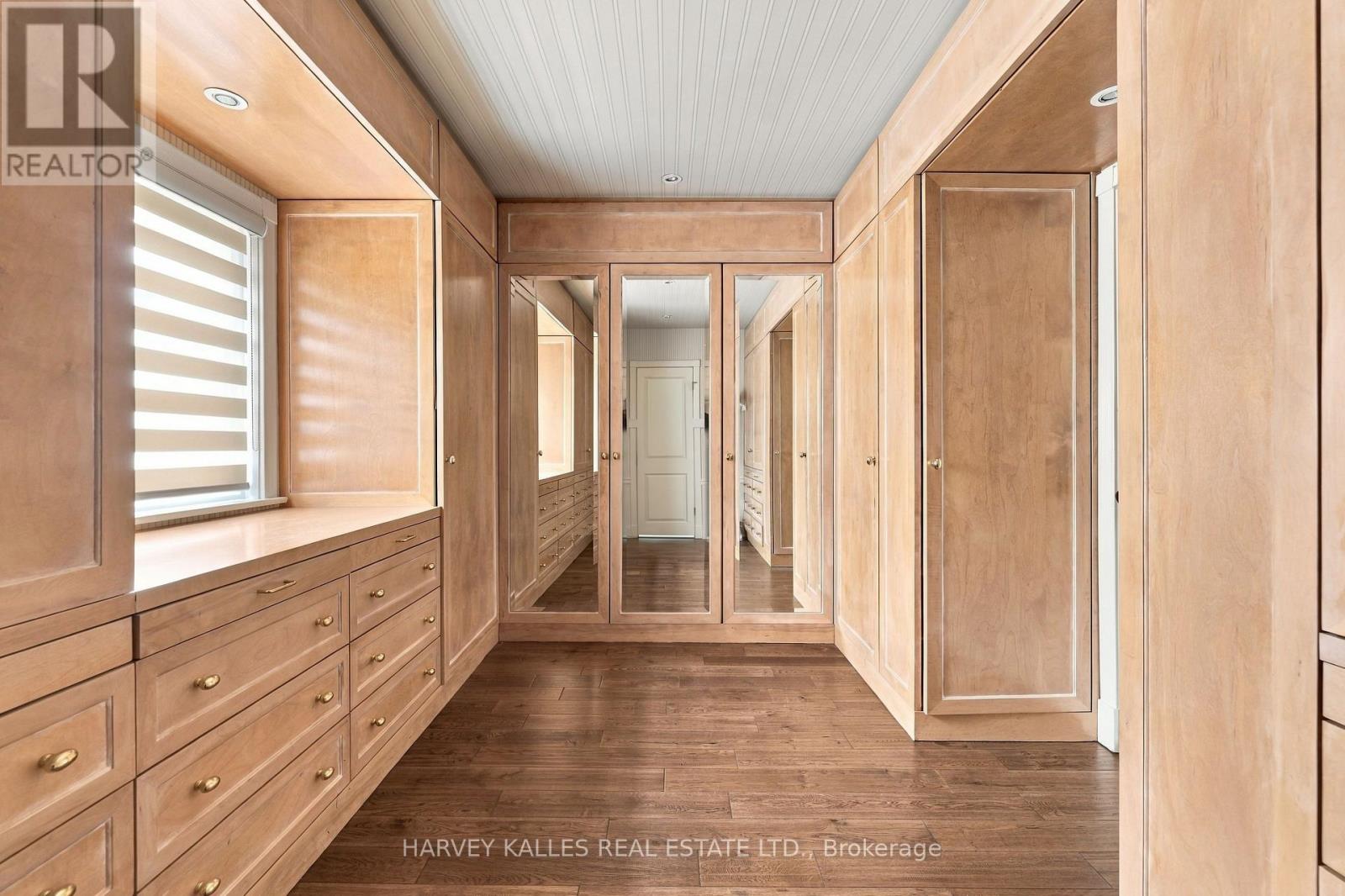 148 Strathallan Boulevard Property Photo 31