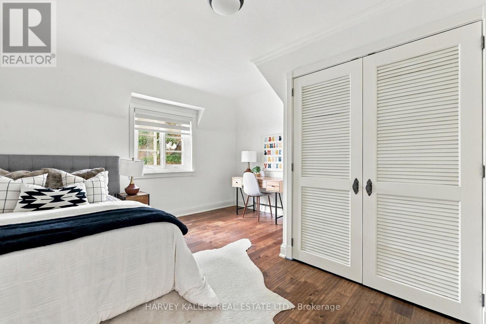 148 Strathallan Boulevard Property Photo 35