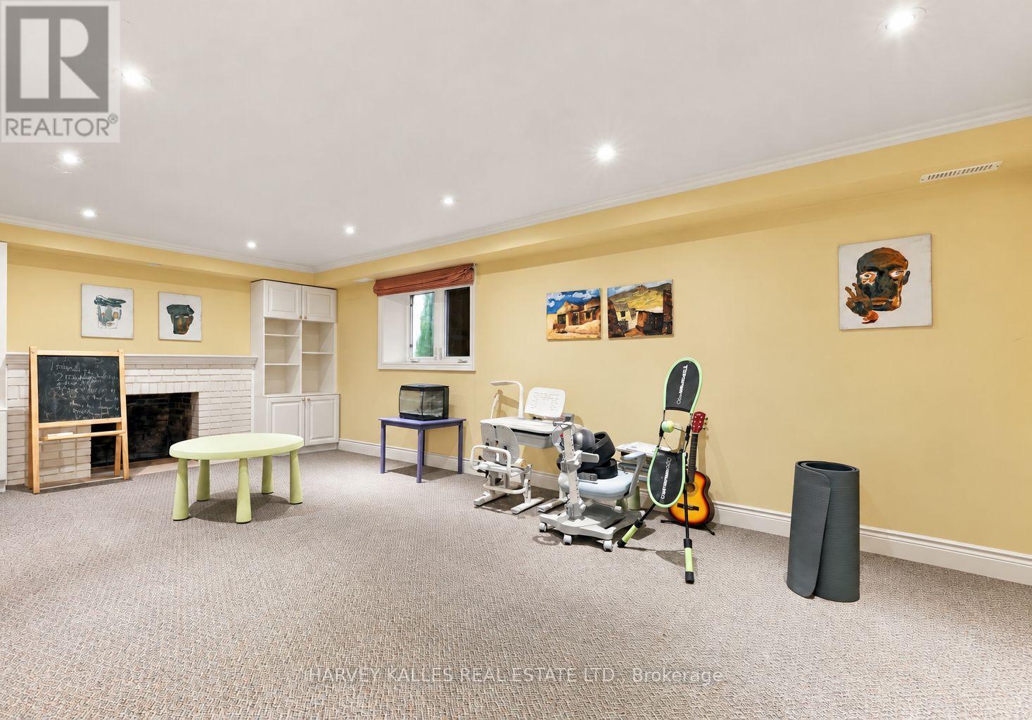 148 Strathallan Boulevard Property Photo 42