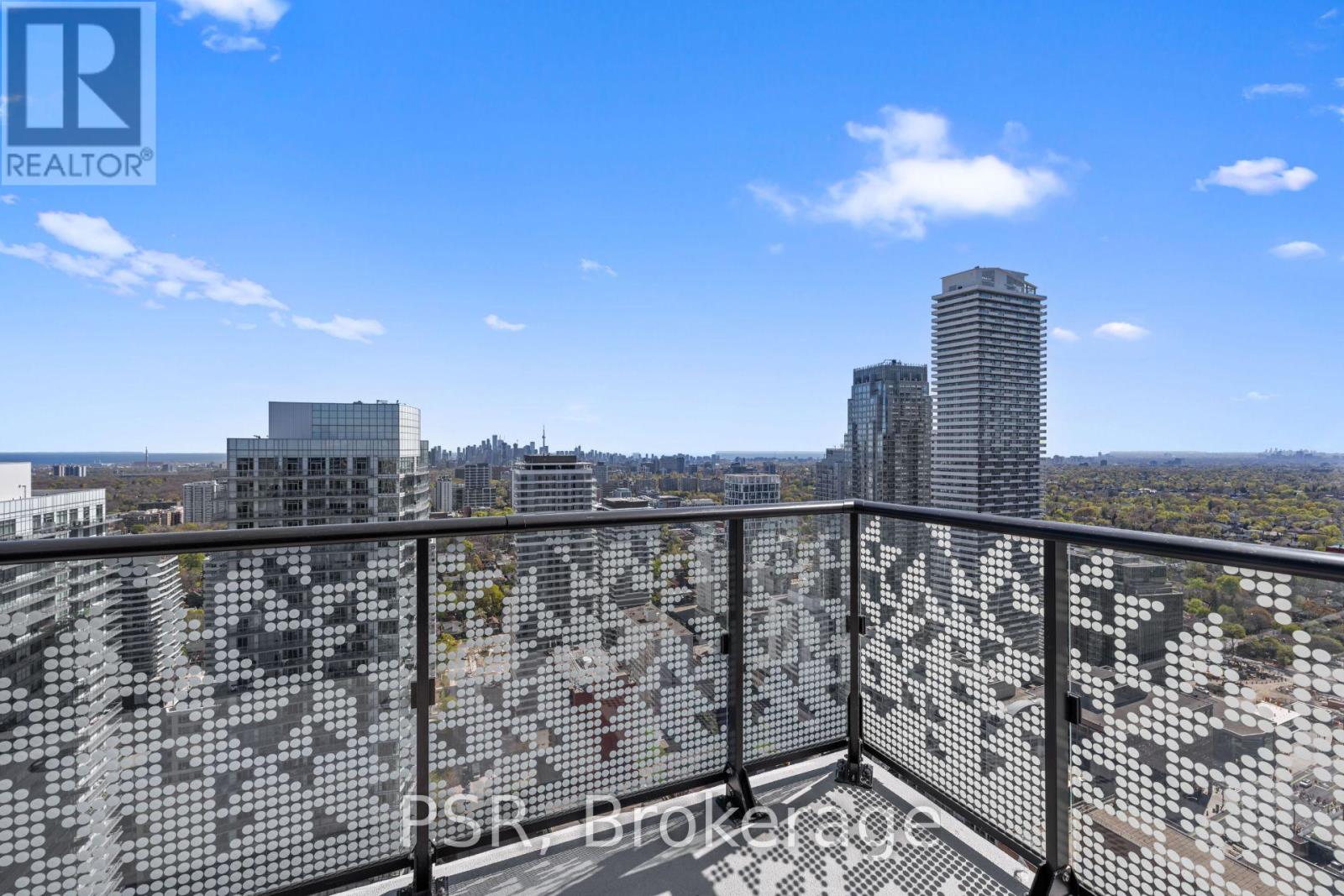 913 - 101 Roehampton Avenue Property Photo 32