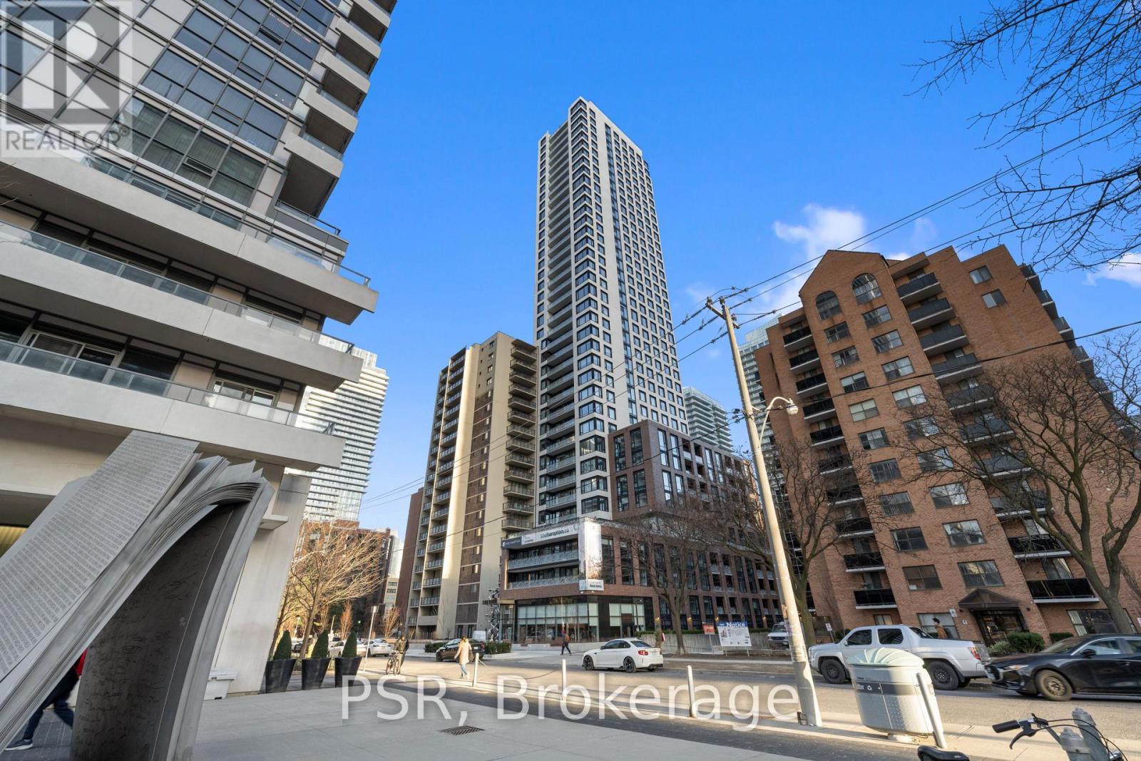 913 - 101 Roehampton Avenue Property Photo 39