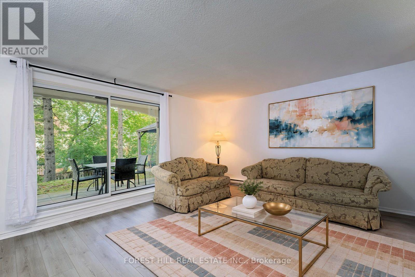 6 - 25 Pebble Byway Property Photo 10